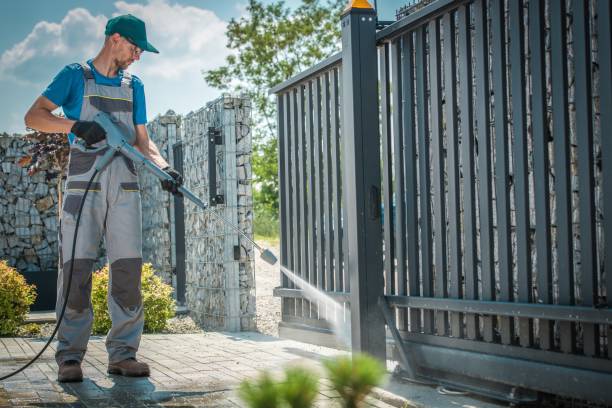 Best Animal Enclosure Cleaning  in Steubenville, OH