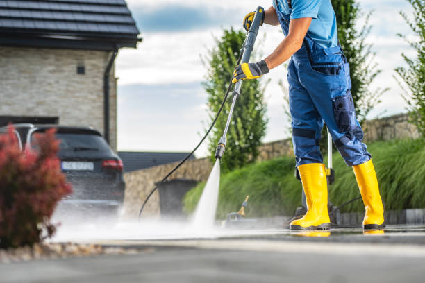 Best Graffiti Removal  in Steubenville, OH